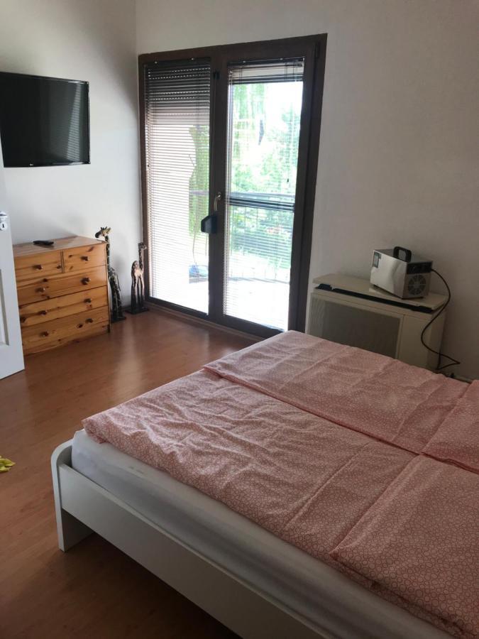 Csevi Apartmanhaz Mezőkövesd Zewnętrze zdjęcie