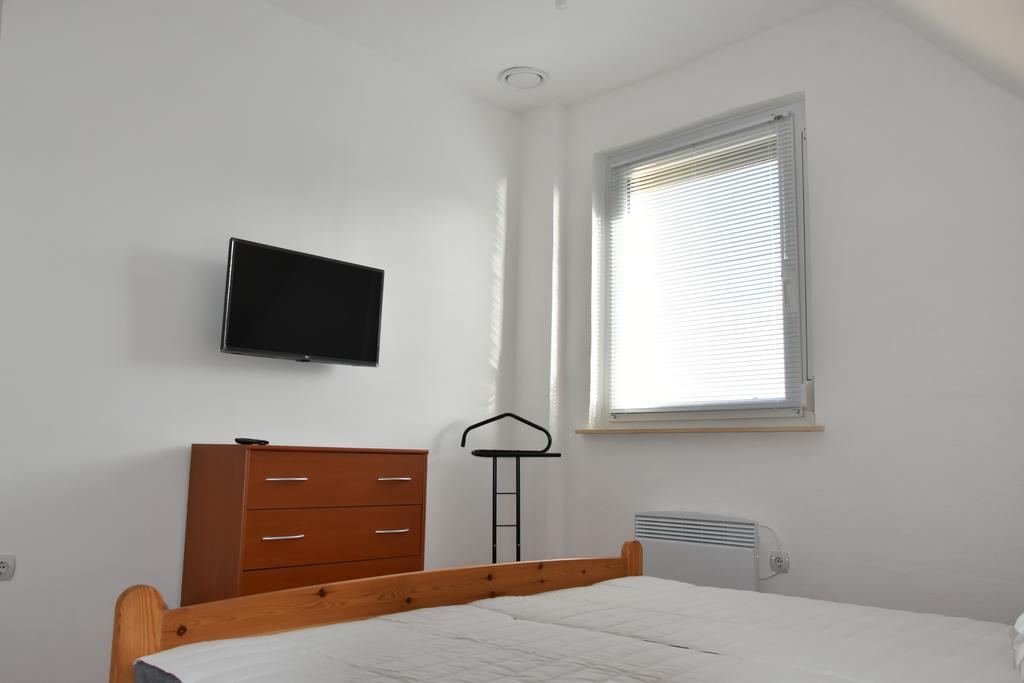 Csevi Apartmanhaz Mezőkövesd Zewnętrze zdjęcie